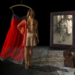 Copia de Daphna Laszlo Katzor_Autobiographical Surrealism_Red nightgown and a medical bag_ 80x58cm_1540 EURO
