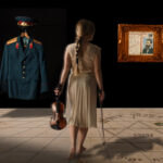 Copia de Daphna Laszlo Katzor_Autobiographical Surrealism_Russian Officer_s uniform and violin_ 80x58cm_1540 EURO
